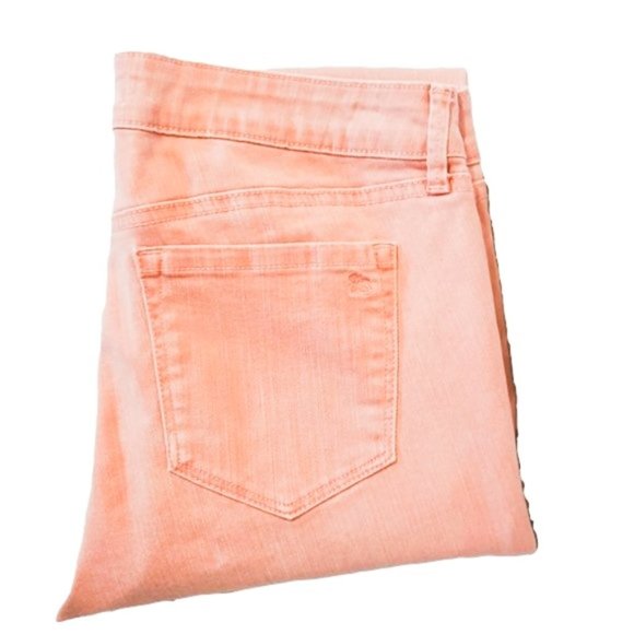 Jessica Simpson Rolled Skinny Jeans - Picture 4 of 10